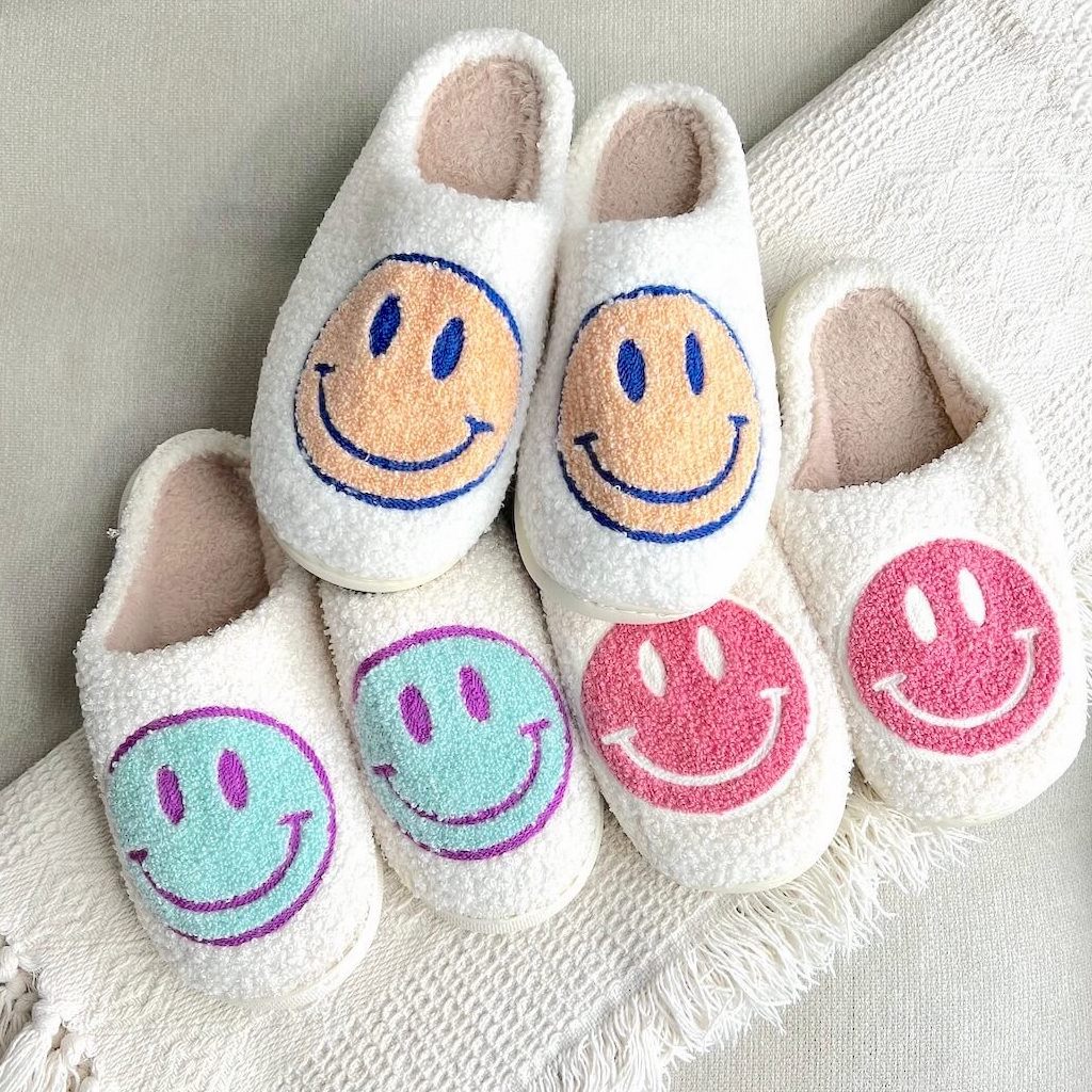 Smiley Face Slippers: A Delightful Step into Happiness