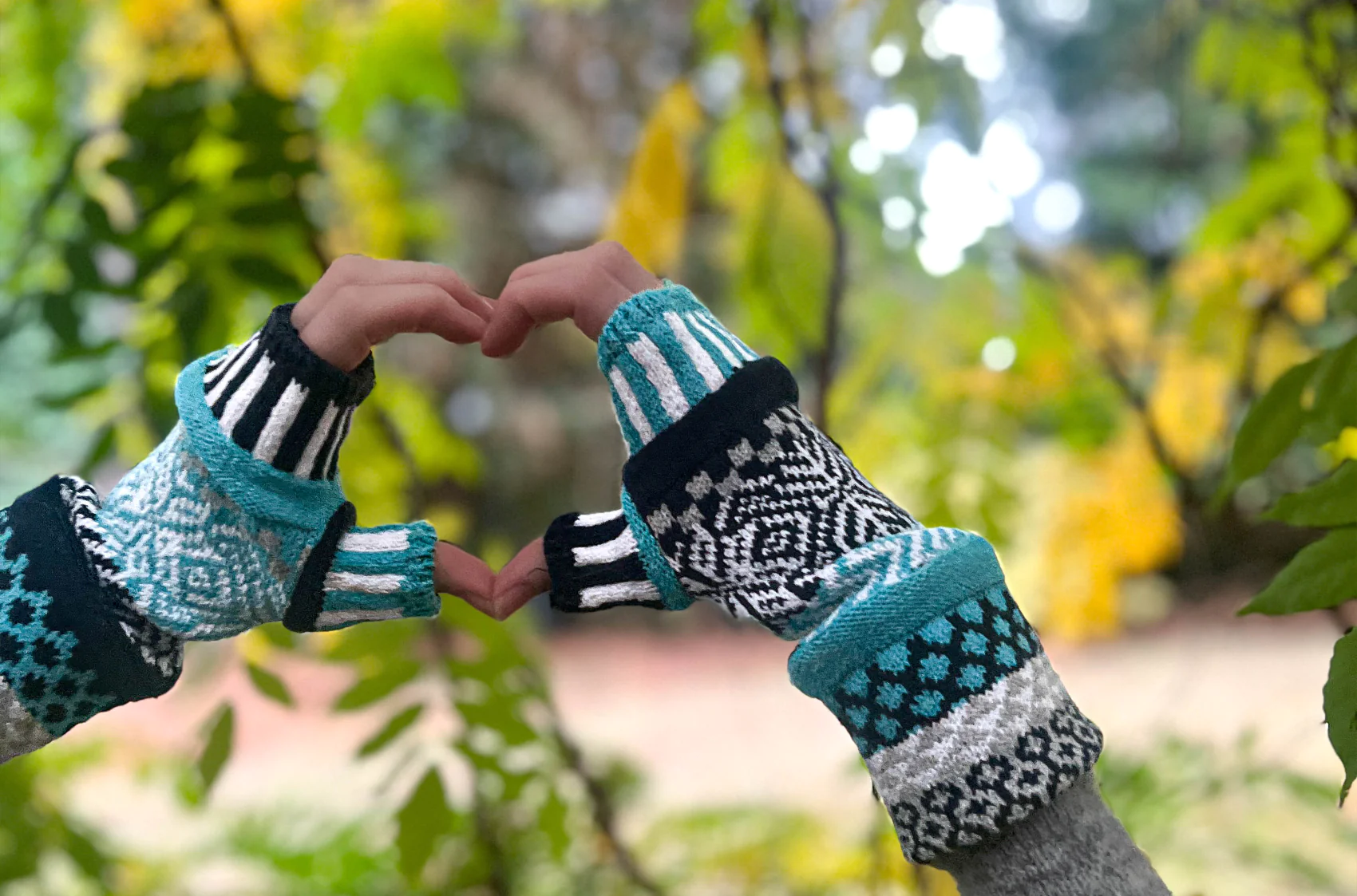 Embracing Style and Functionality: The Allure of Fingerless Gloves