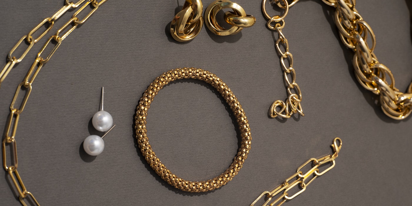 Unveiling the Allure of 18K Gold Chains: A Comprehensive Guide