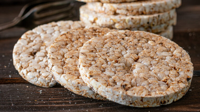 The Crunchy Delight: Exploring the World of Rice Crackers