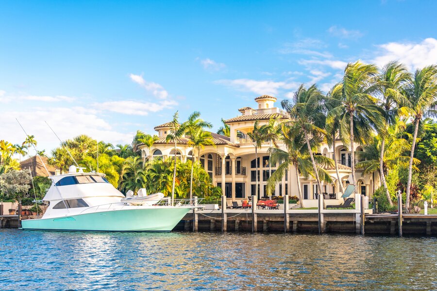 Exploring The Enigmatic Beauty Of Venetian Islands In Miami